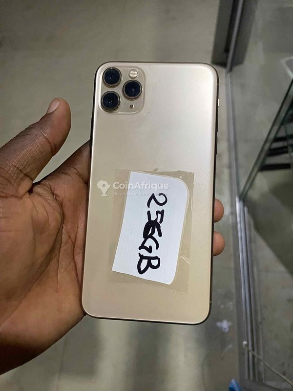 iPhone 11 Pro Max 256 Go