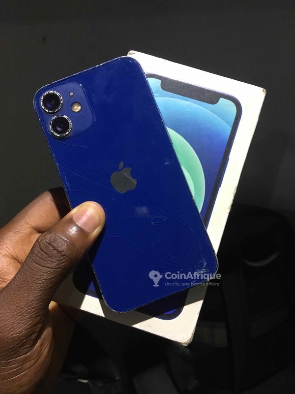 iPhone 12 Mini 128 Go – dos fissuré