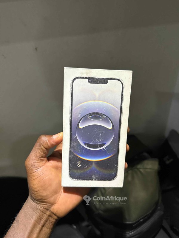 iPhone 16e 128 Go