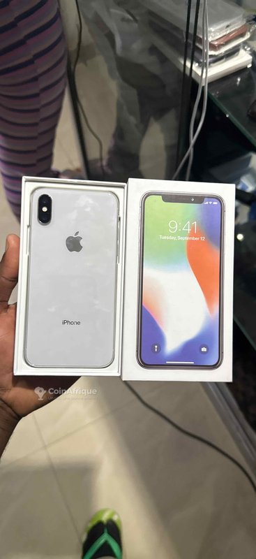 iPhone X 64 Go