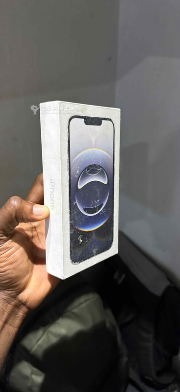 iPhone 16e 128 Go