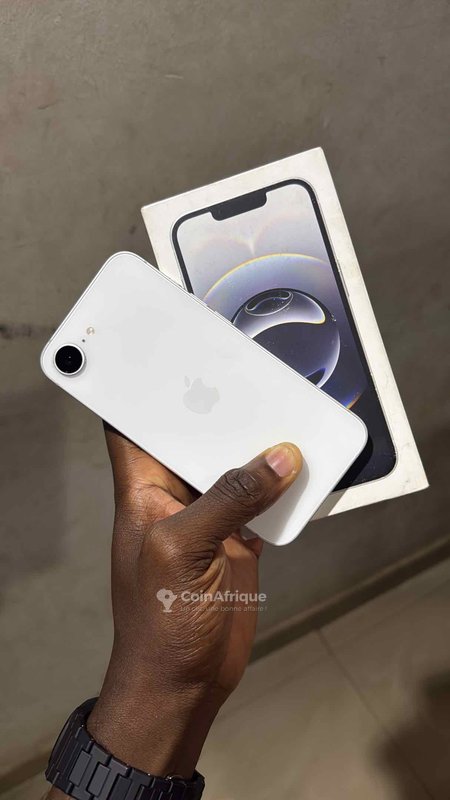 iPhone 16e 128 Go
