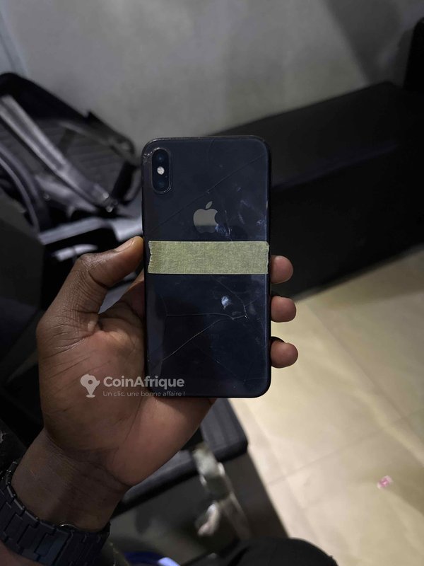 iPhone X 64 Go – dos fissuré, sans Face ID, non réinitialisable