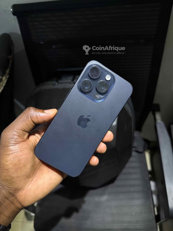 iPhone 15 Pro 256 Go
