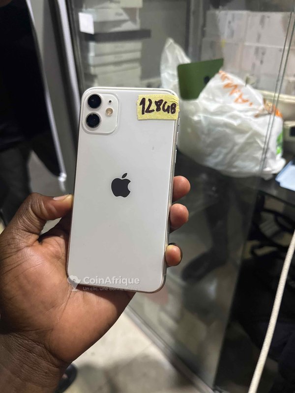 iPhone 11 128 Go