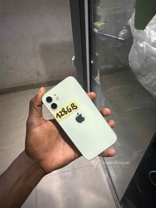 iPhone 12 128 Go
