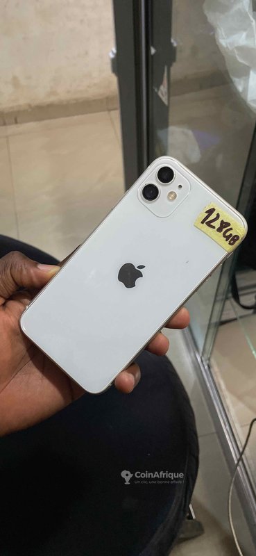 iPhone 11 128 Go
