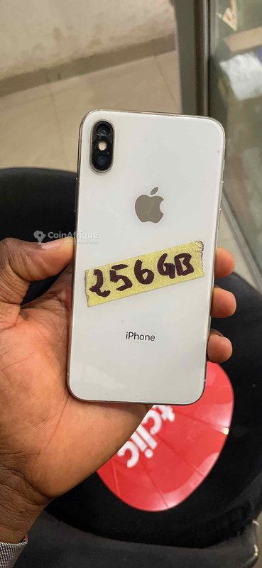 iPhone X 256 Go – caméra à revoir