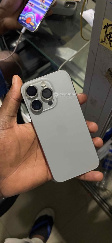 iPhone 15 Pro 128 Go