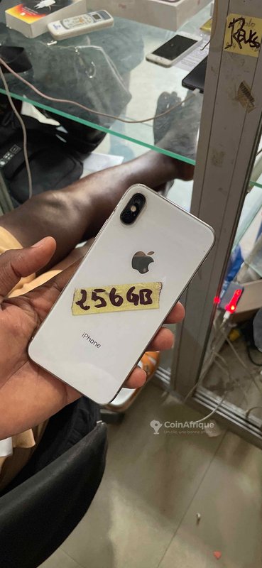 iPhone X 256 Go – caméra à revoir