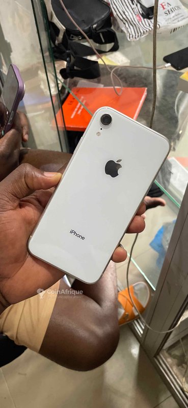 iPhone XR