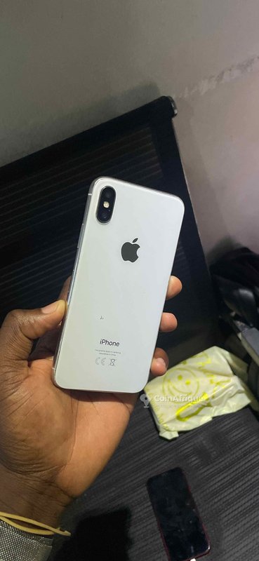 iPhone X