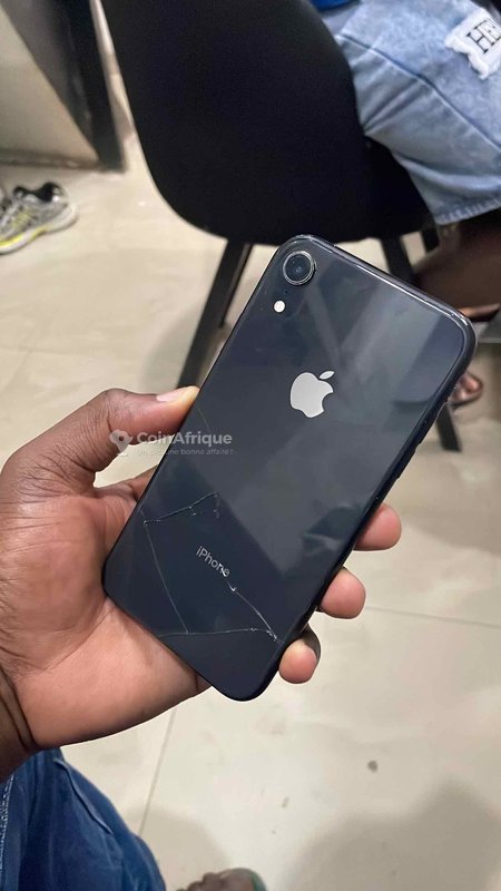 iPhone XR – écran et dos fissurés