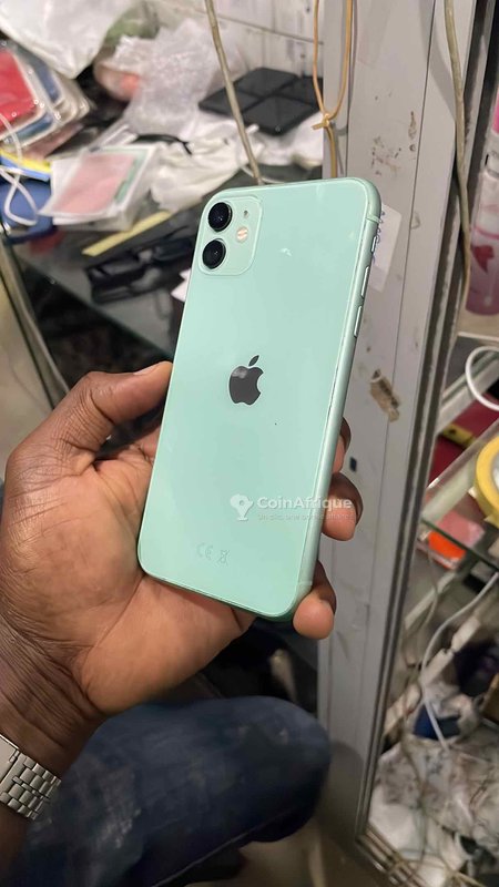iPhone 11 64 Go