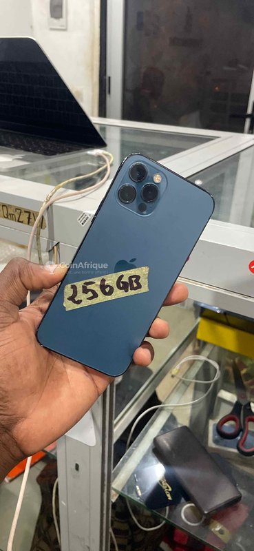 iPhone 12 Pro 256 Go