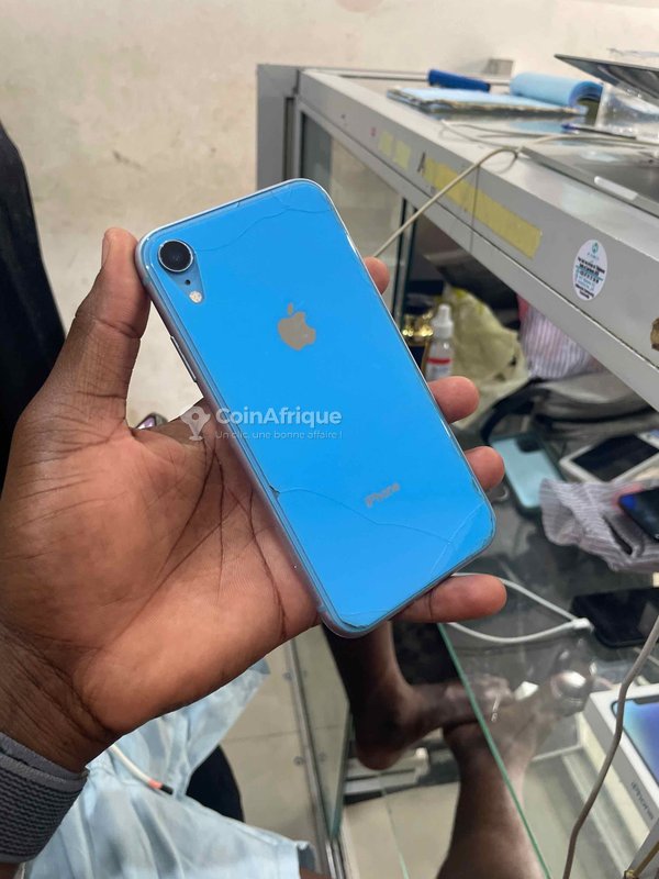 iPhone XR – écran et dos fissurés