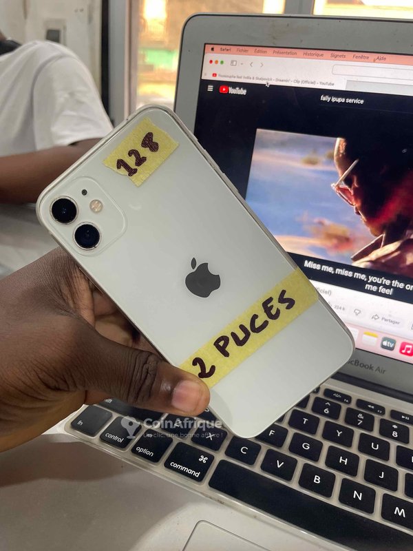 iPhone 11 128 Go