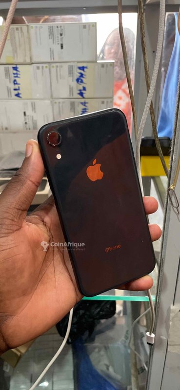 iPhone XR 64 Go