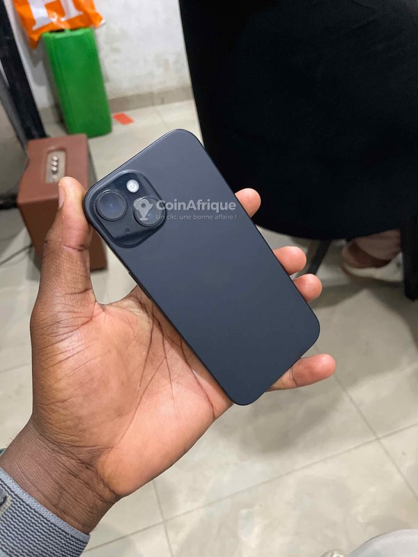 iPhone 15 128 Go