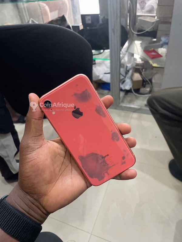 iPhone XR 64 Go