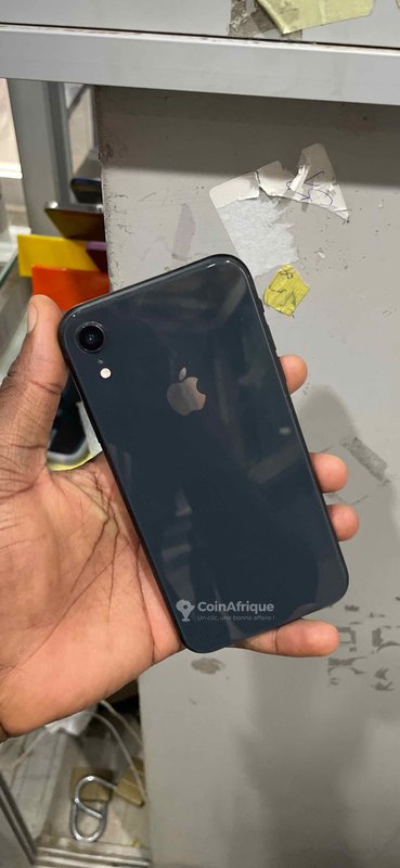 iPhone XR 64 Go