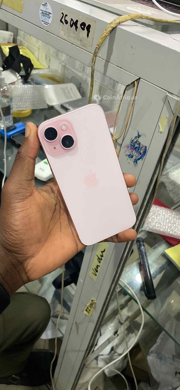 iPhone 15 128 Go