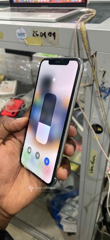 iPhone X – écran abîmé