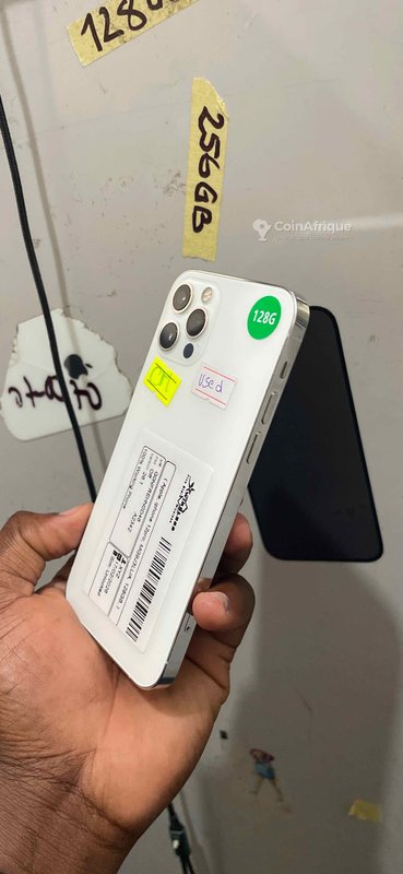 iPhone 12 128 Go