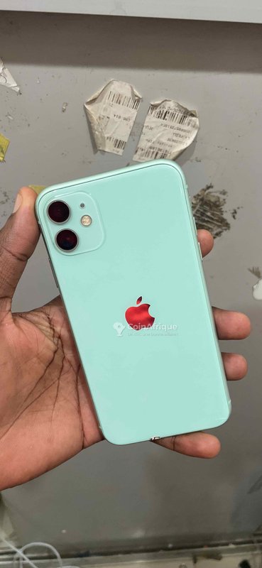 iPhone 11