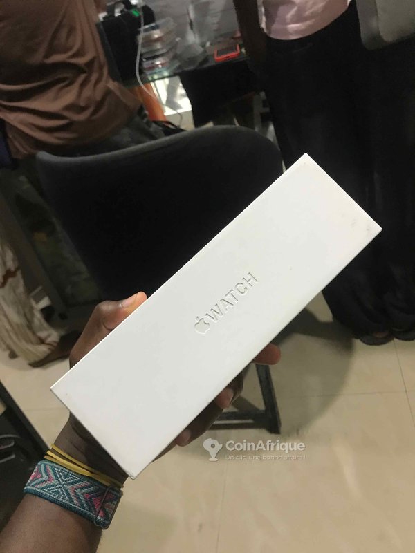 Apple Watch série 10 46mm neuve