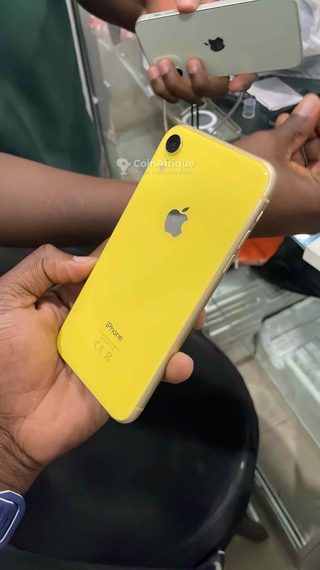 iPhone XR 64 Go