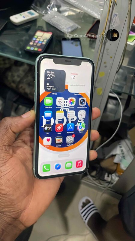 iPhone 11 64 Go