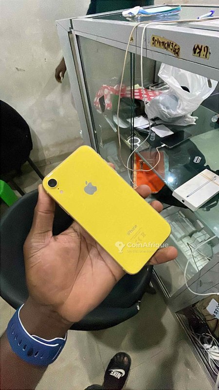 iPhone XR 64 Go