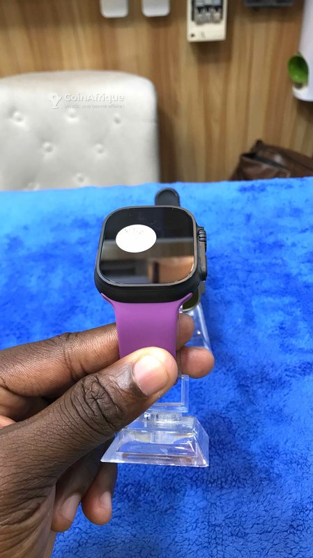 Apple Watch ultra 3 noir 49mm