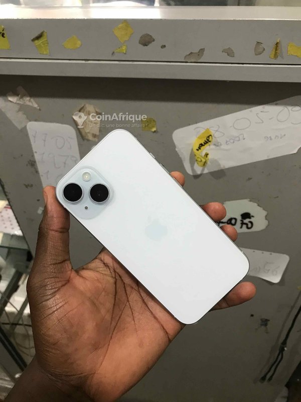iPhone 15 128 Go