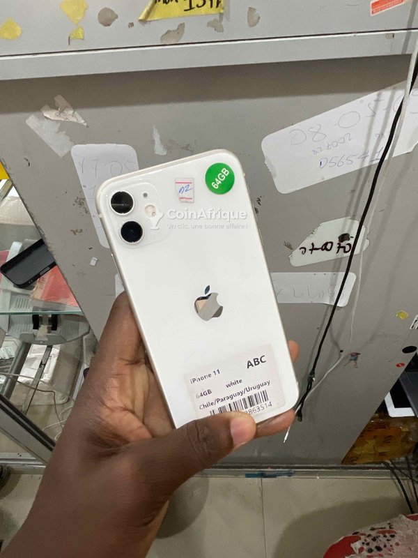 iPhone 11 64 Go