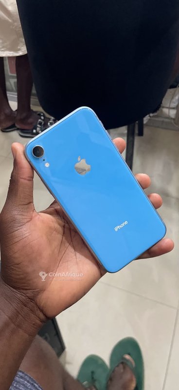 iPhone XR 64 Go