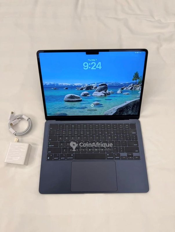 PC MacBook Air M2 2022