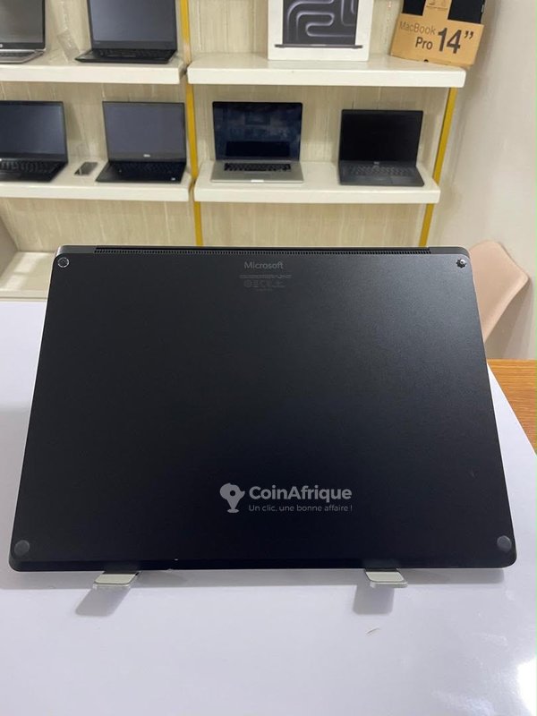 PC Microsoft surface laptop4