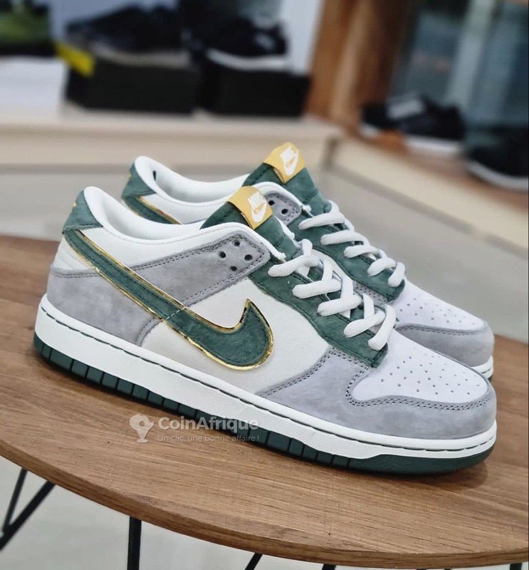 Baskets Nike coupe