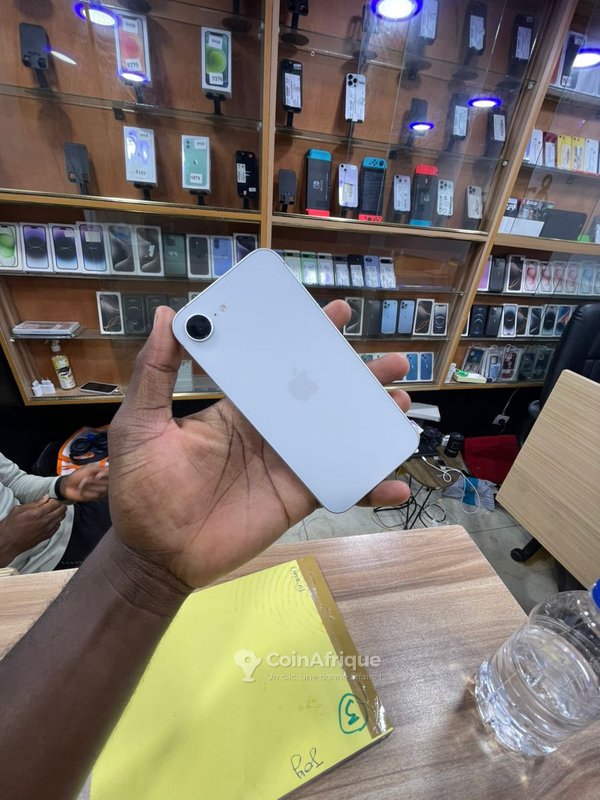 iPhone 16 128 Go