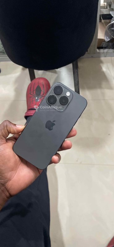 iPhone 15 128 Go