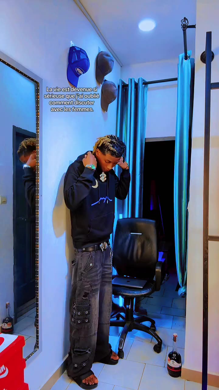 Pantalon jean noir gros bas décontracté